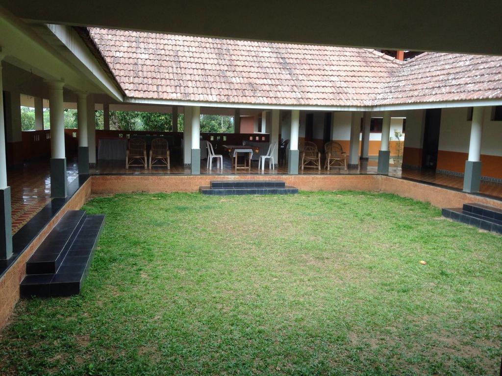 Stay Simple 3 Hills County Resort กัลปัตตา ภายนอก รูปภาพ